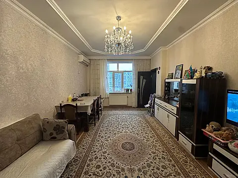 Satılır 2 otaqlı mənzil 56 m²