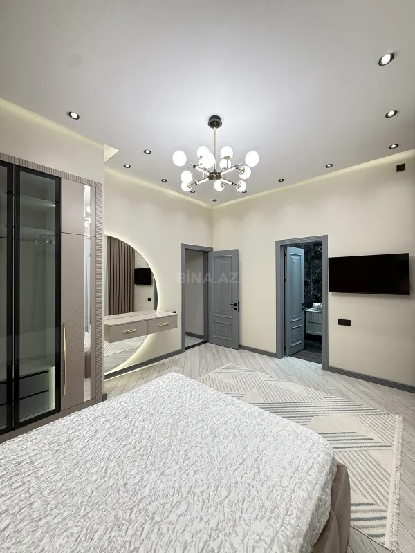 Satılır 5 otaqlı həyət evi 170 m²