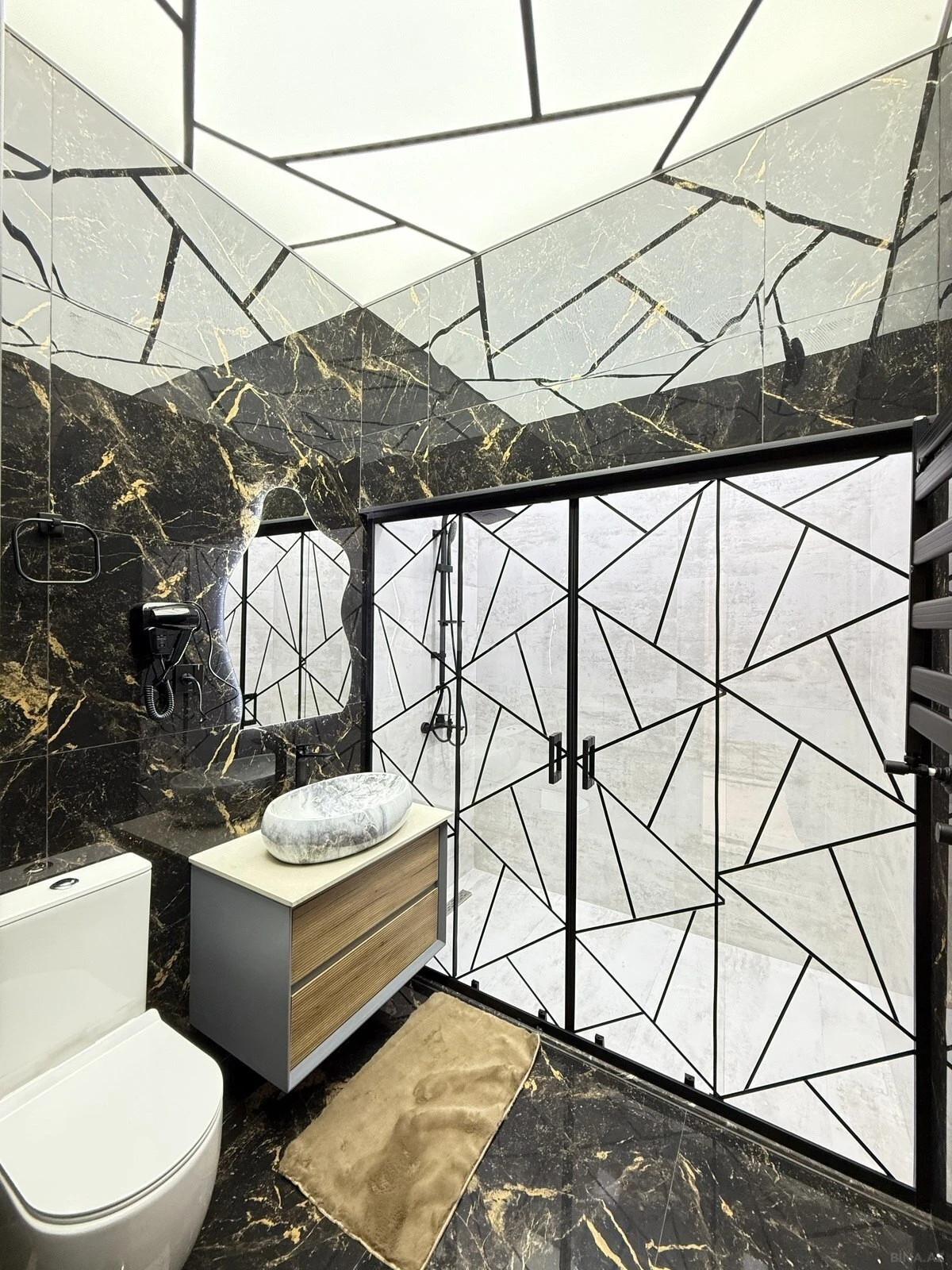 Satılır 5 otaqlı həyət evi 170 m²