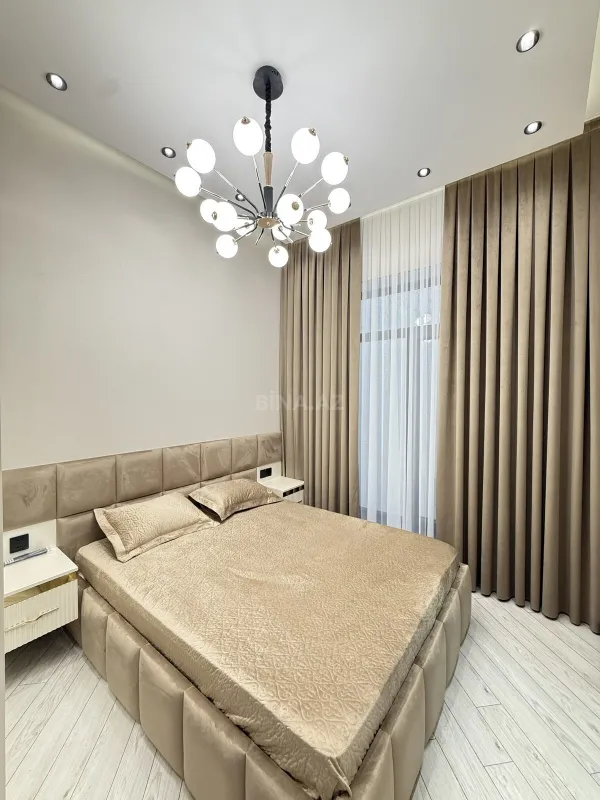 Satılır 5 otaqlı həyət evi 170 m²