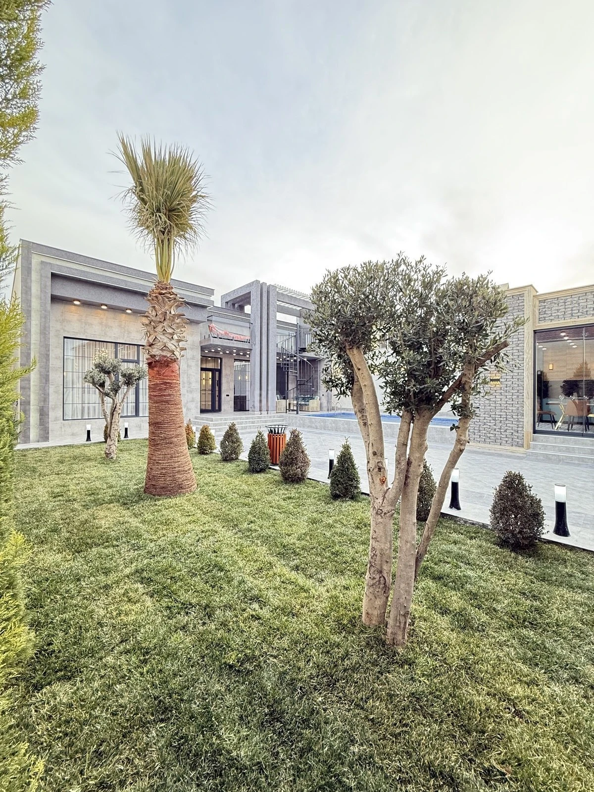 Satılır 5 otaqlı həyət evi 170 m²