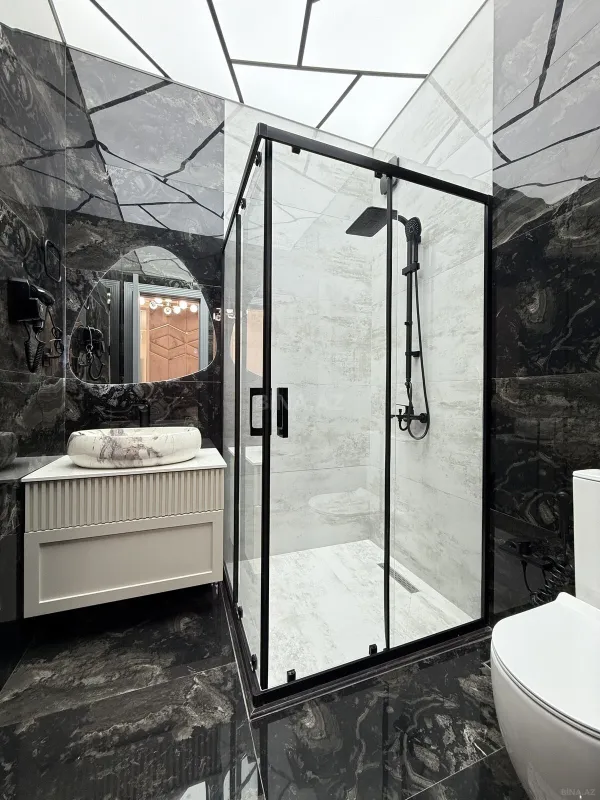 Satılır 5 otaqlı həyət evi 170 m²