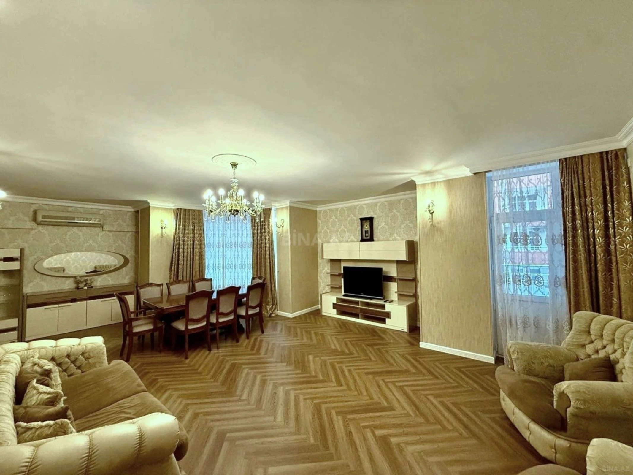 Satılır 3 otaqlı mənzil 123 m²