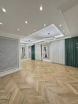 Satılır 4 otaqlı mənzil 180 m²