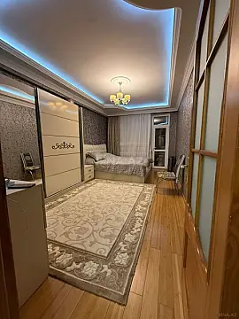 Satılır 3 otaqlı mənzil 120 m²