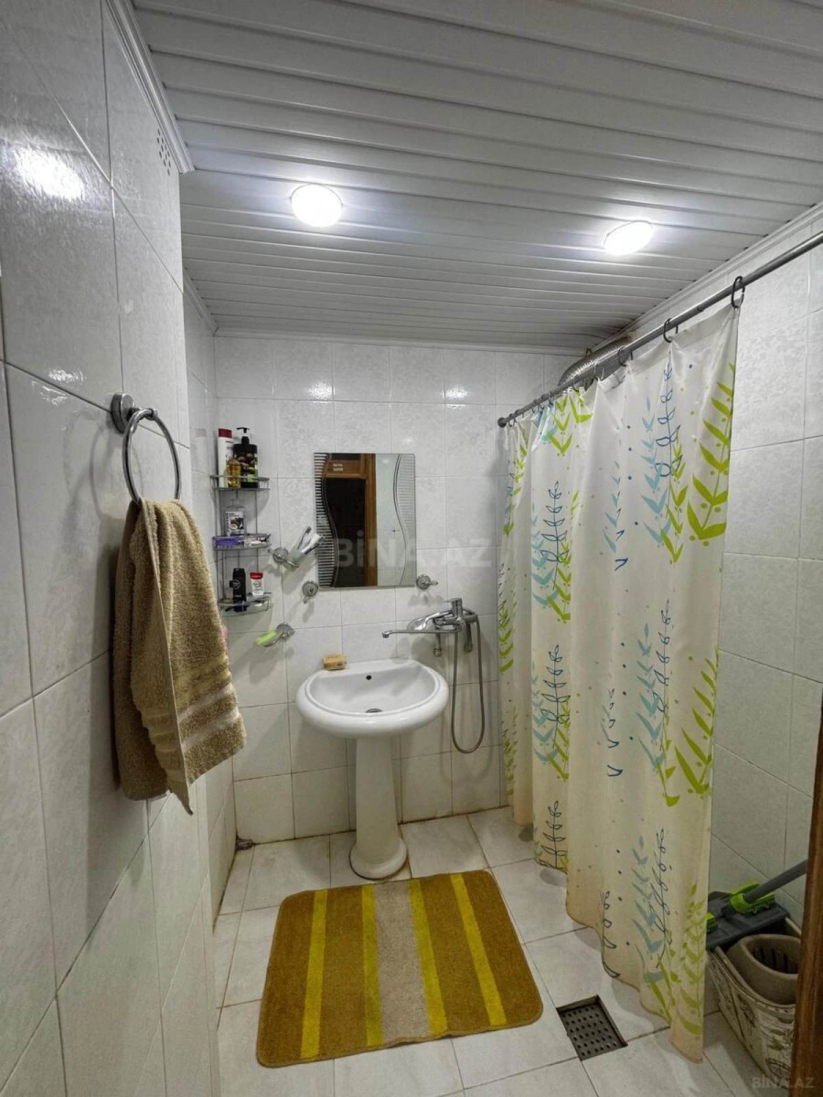 Satılır 5 otaqlı mənzil 110 m²