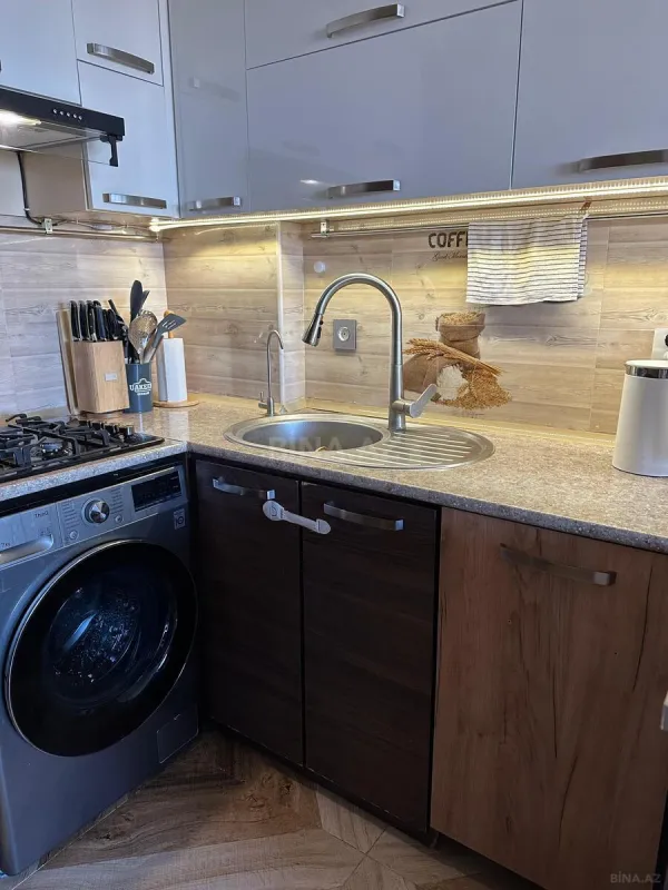 Satılır 3 otaqlı mənzil 65 m²