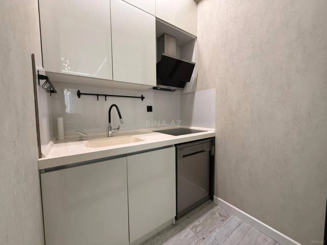 Satılır 3 otaqlı mənzil 95 m²