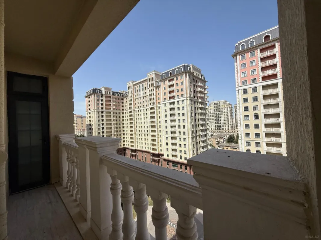 Satılır 3 otaqlı mənzil 95 m²