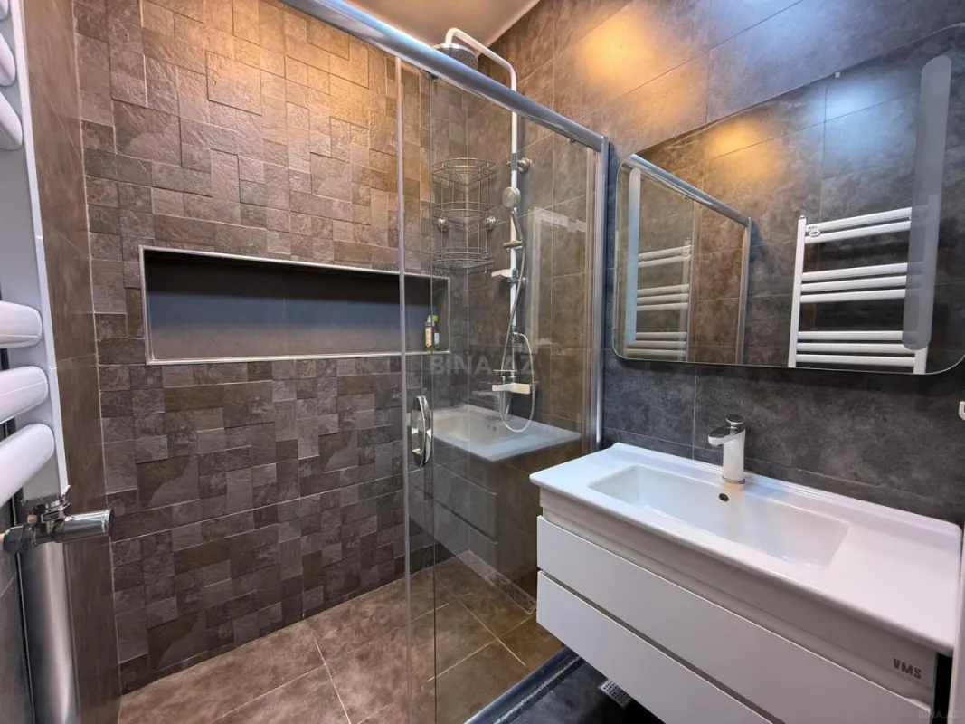 Satılır 3 otaqlı mənzil 95 m²