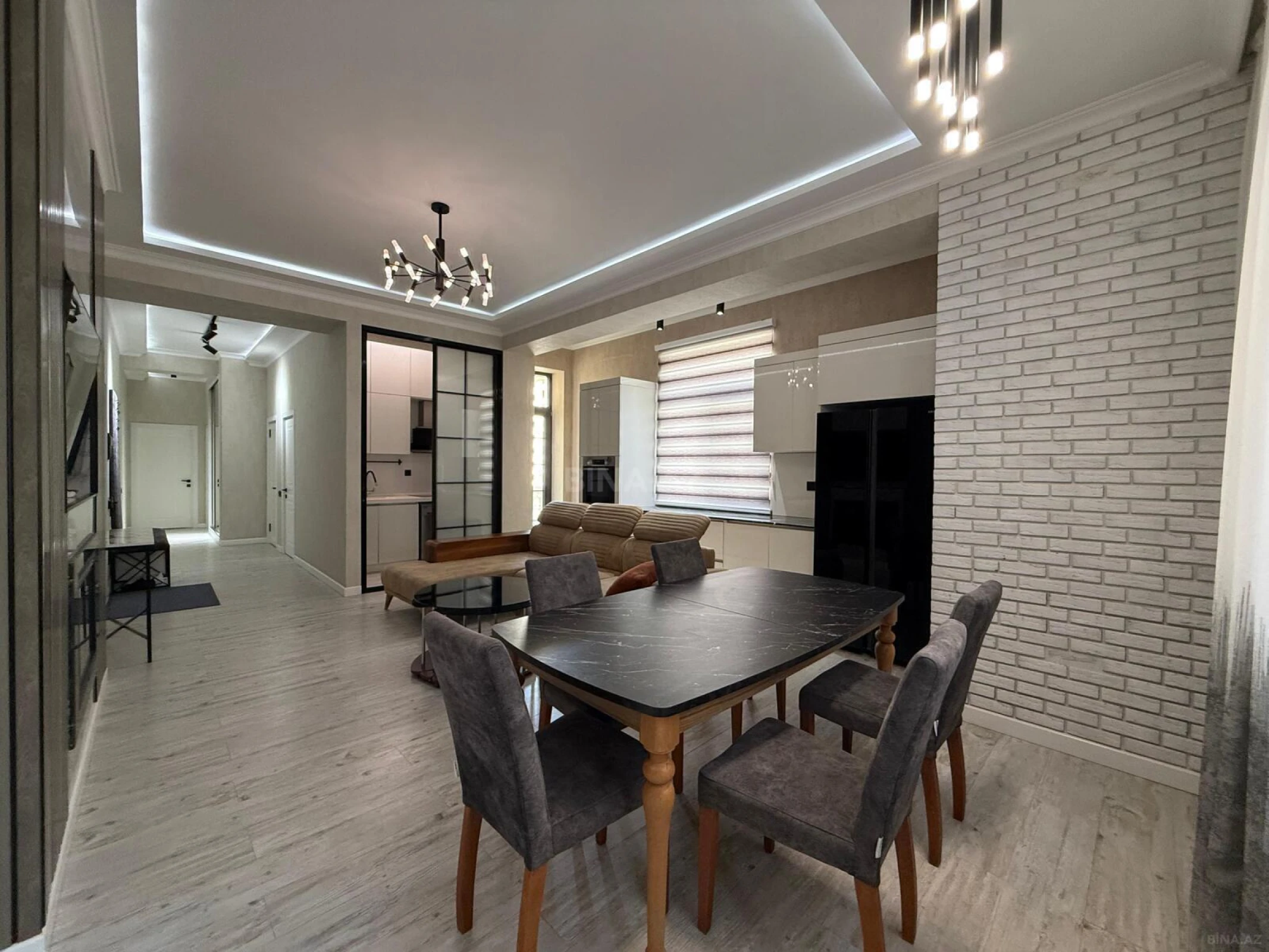 Satılır 3 otaqlı mənzil 95 m²
