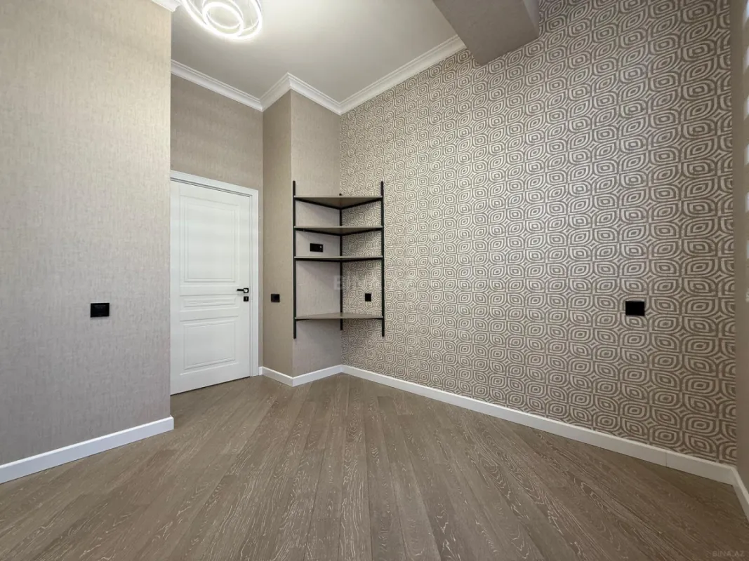 Satılır 3 otaqlı mənzil 95 m²