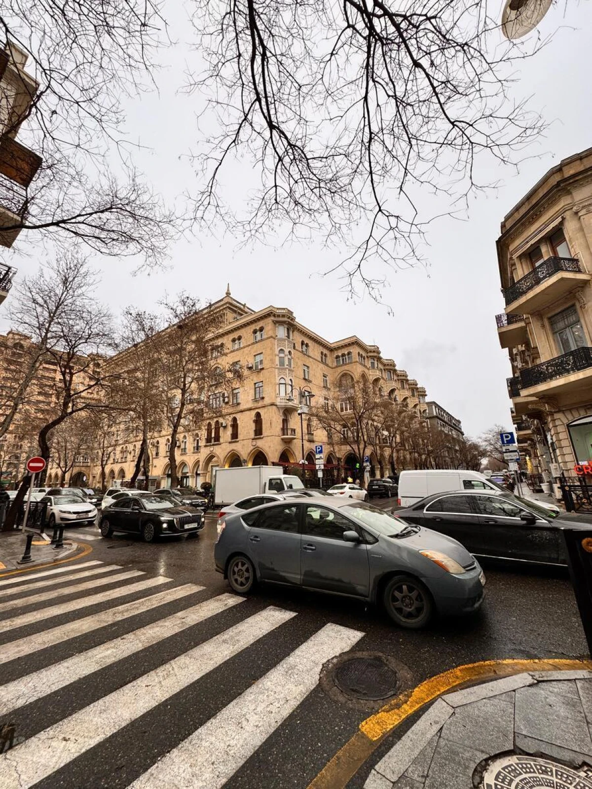 Kirayə verilir obyekt 130 m²