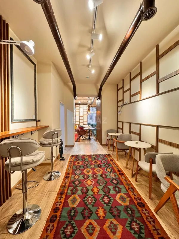 Kirayə verilir obyekt 130 m²