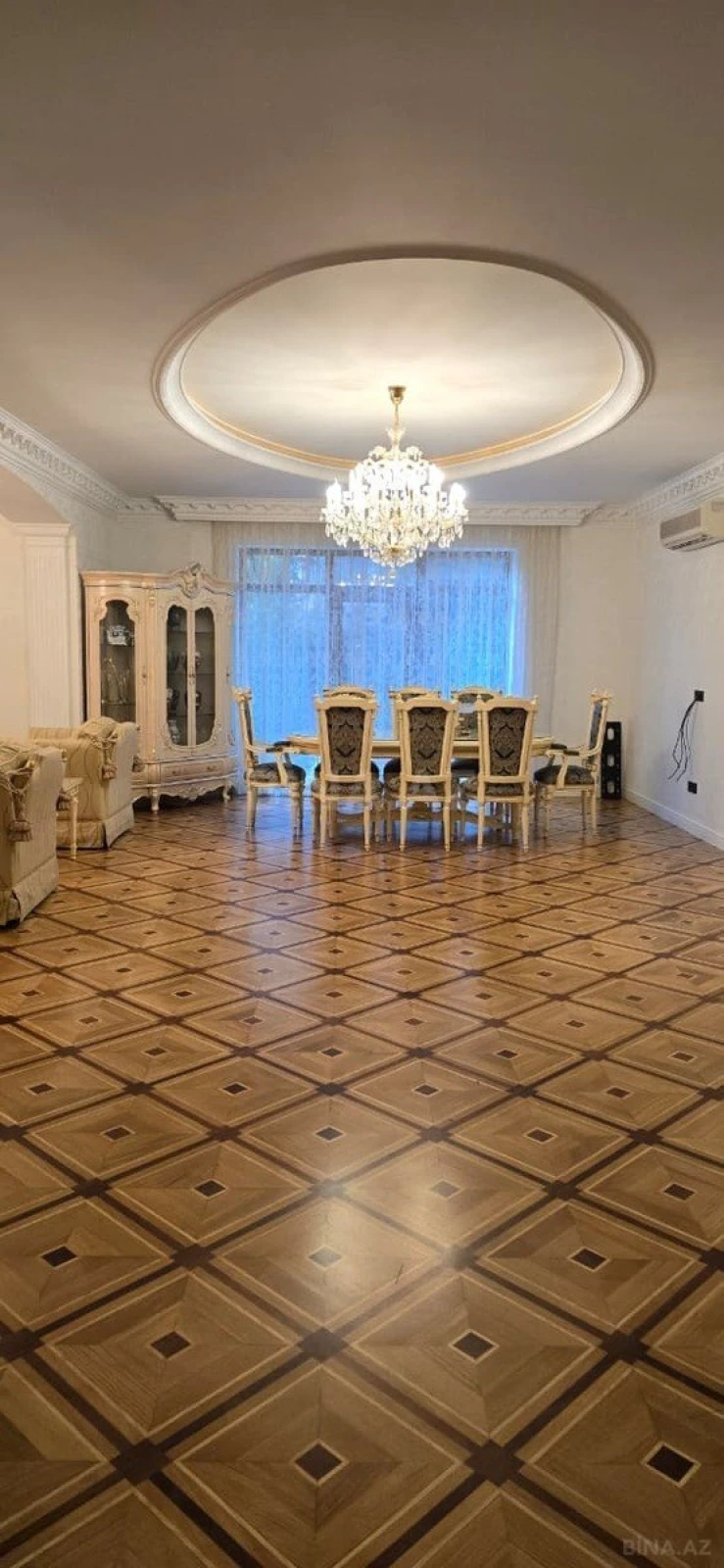 Kirayə verilir 5 otaqlı həyət evi 450 m²