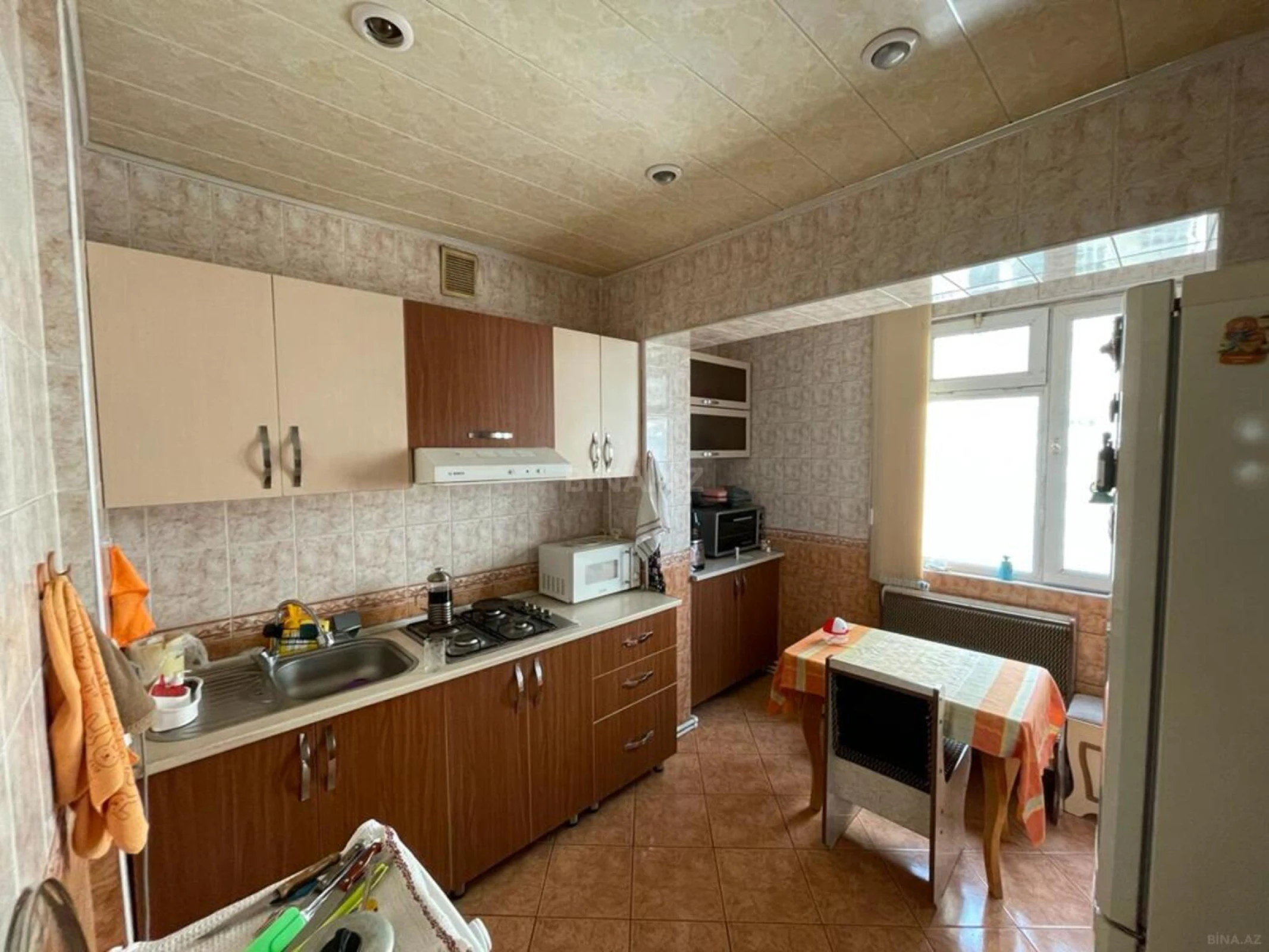Satılır 4 otaqlı mənzil 110 m²