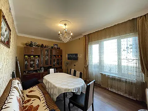 Satılır 4 otaqlı mənzil 110 m²