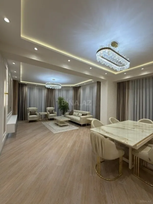 Satılır 3 otaqlı mənzil 141 m²