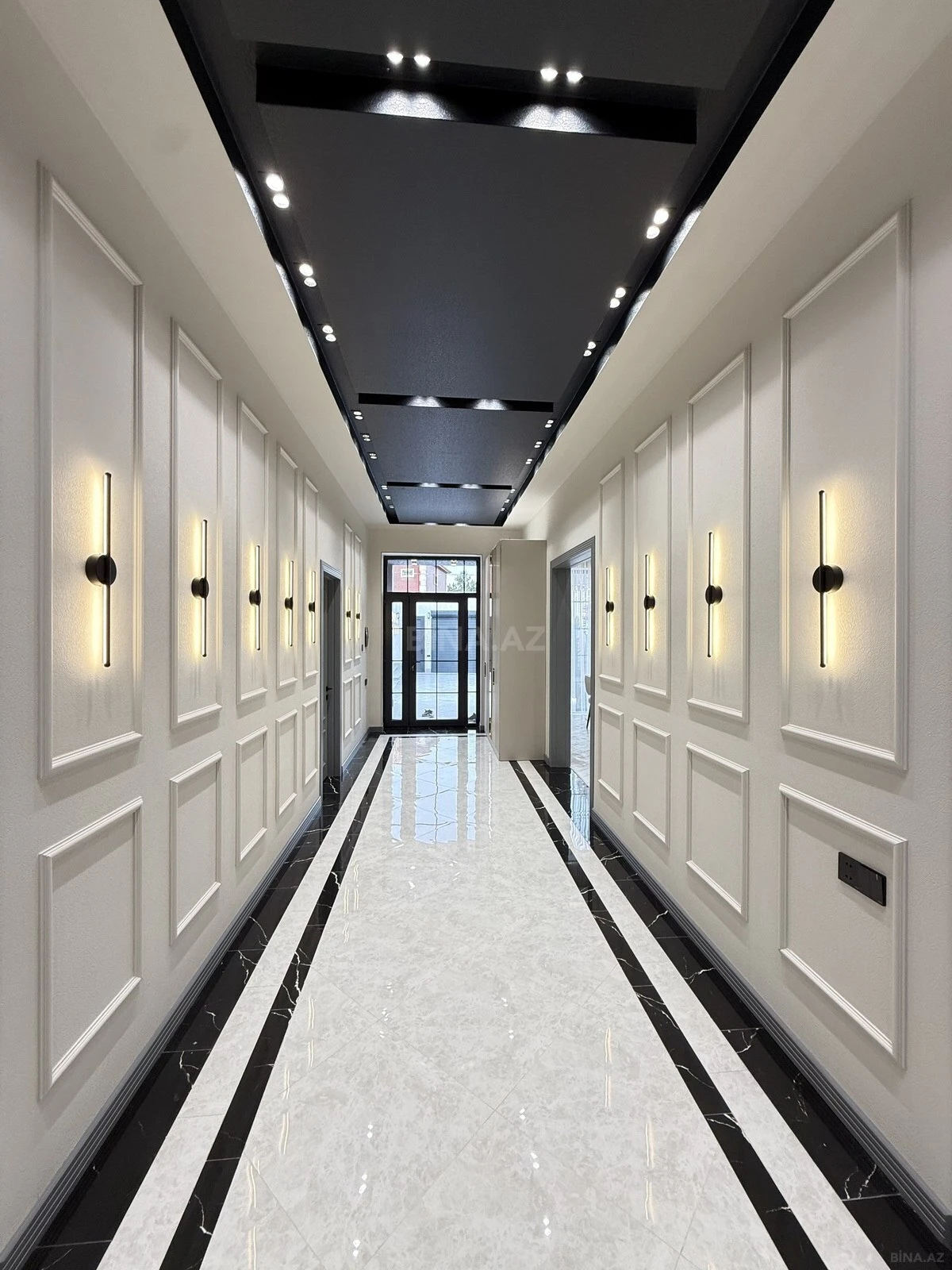 Satılır 5 otaqlı həyət evi 180 m²