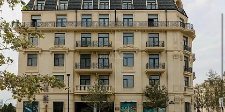 Satılır 3 otaqlı mənzil 101 m² — Bakı 3 otaq 101.00 m²