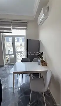 Satılır 3 otaqlı mənzil 101 m²