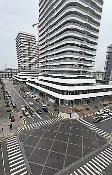 Satılır 3 otaqlı mənzil 101 m²