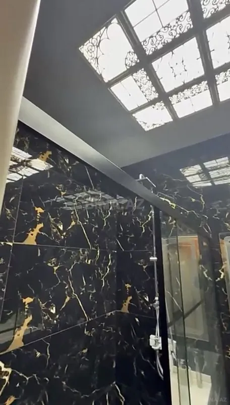 Satılır 3 otaqlı mənzil 101 m²