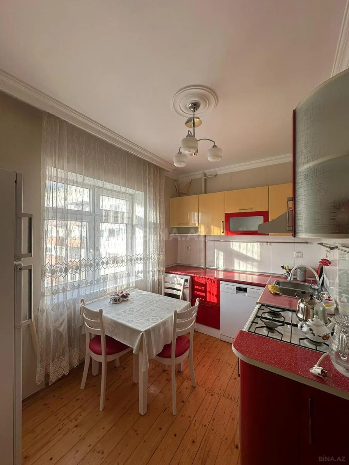 Satılır 2 otaqlı mənzil 53 m²