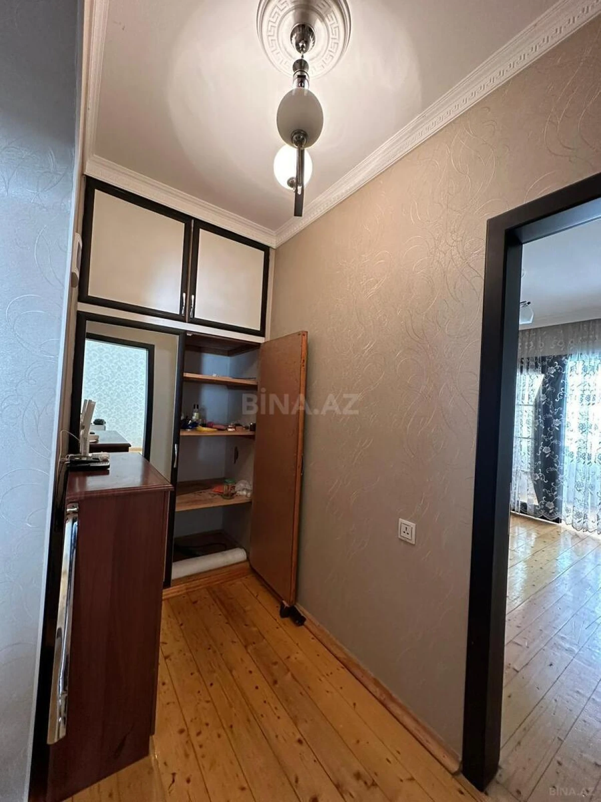Satılır 2 otaqlı mənzil 53 m²