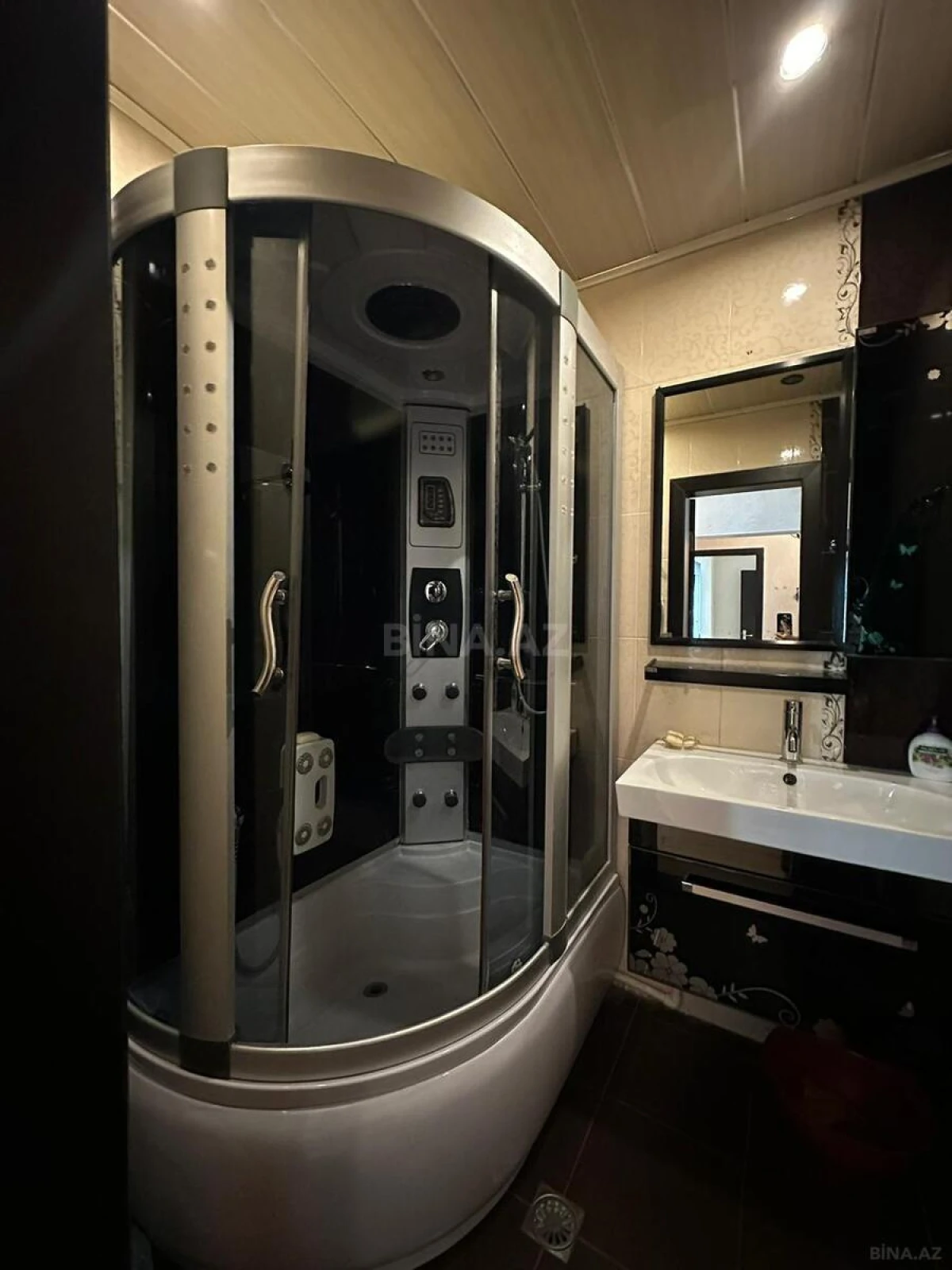 Satılır 2 otaqlı mənzil 53 m²