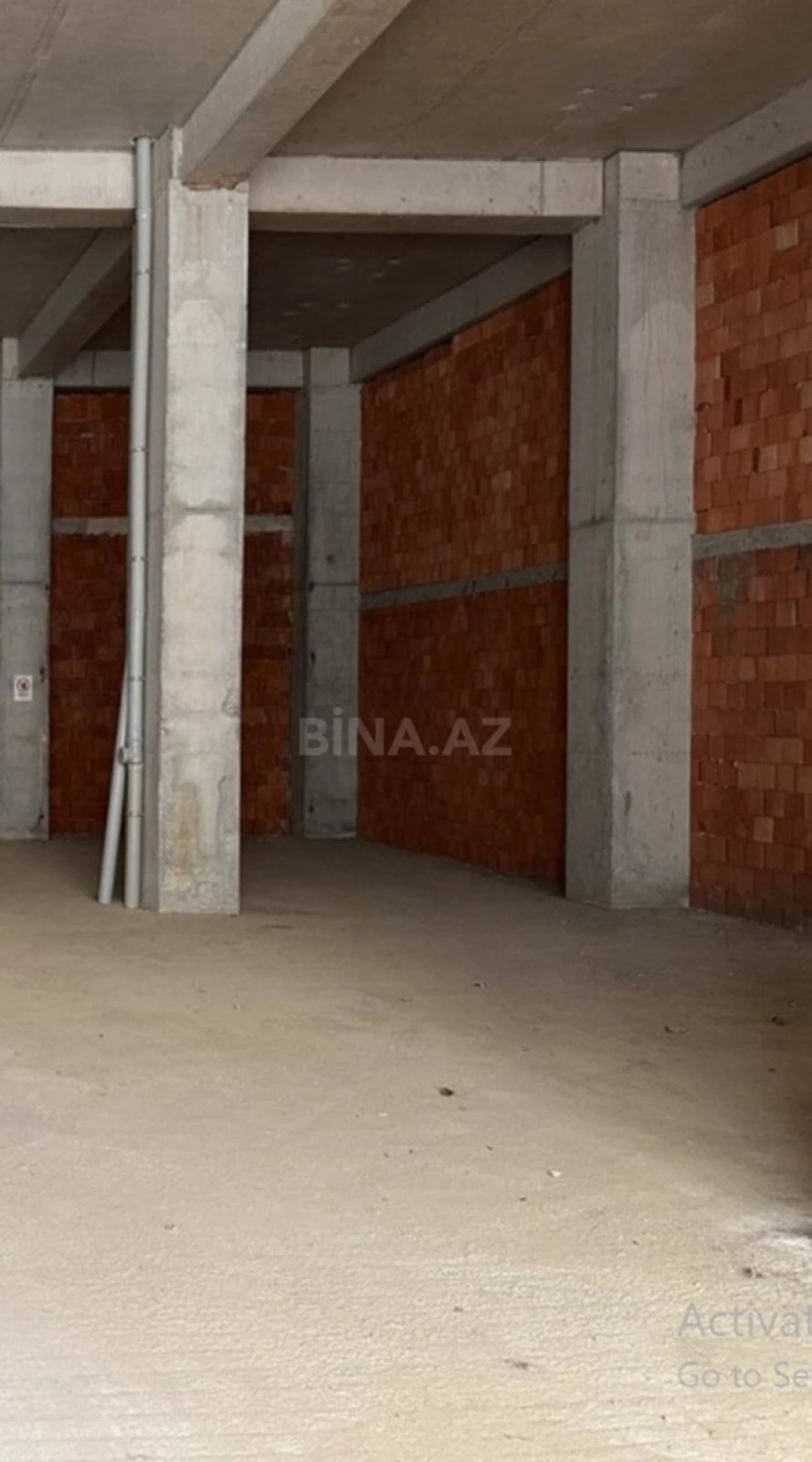 Satılır obyekt 728 m²