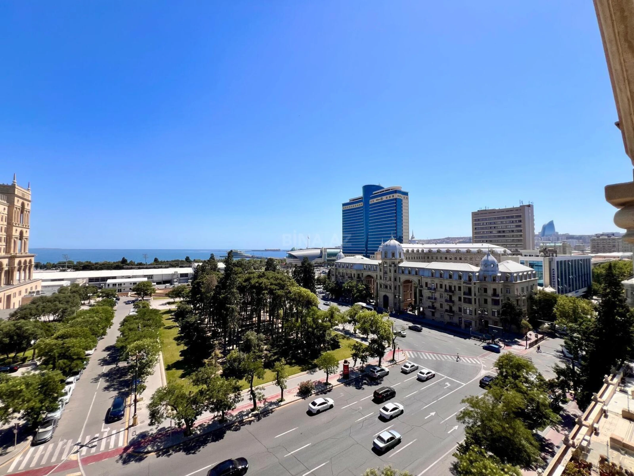 Kirayə verilir 3 otaqlı mənzil 110 m²