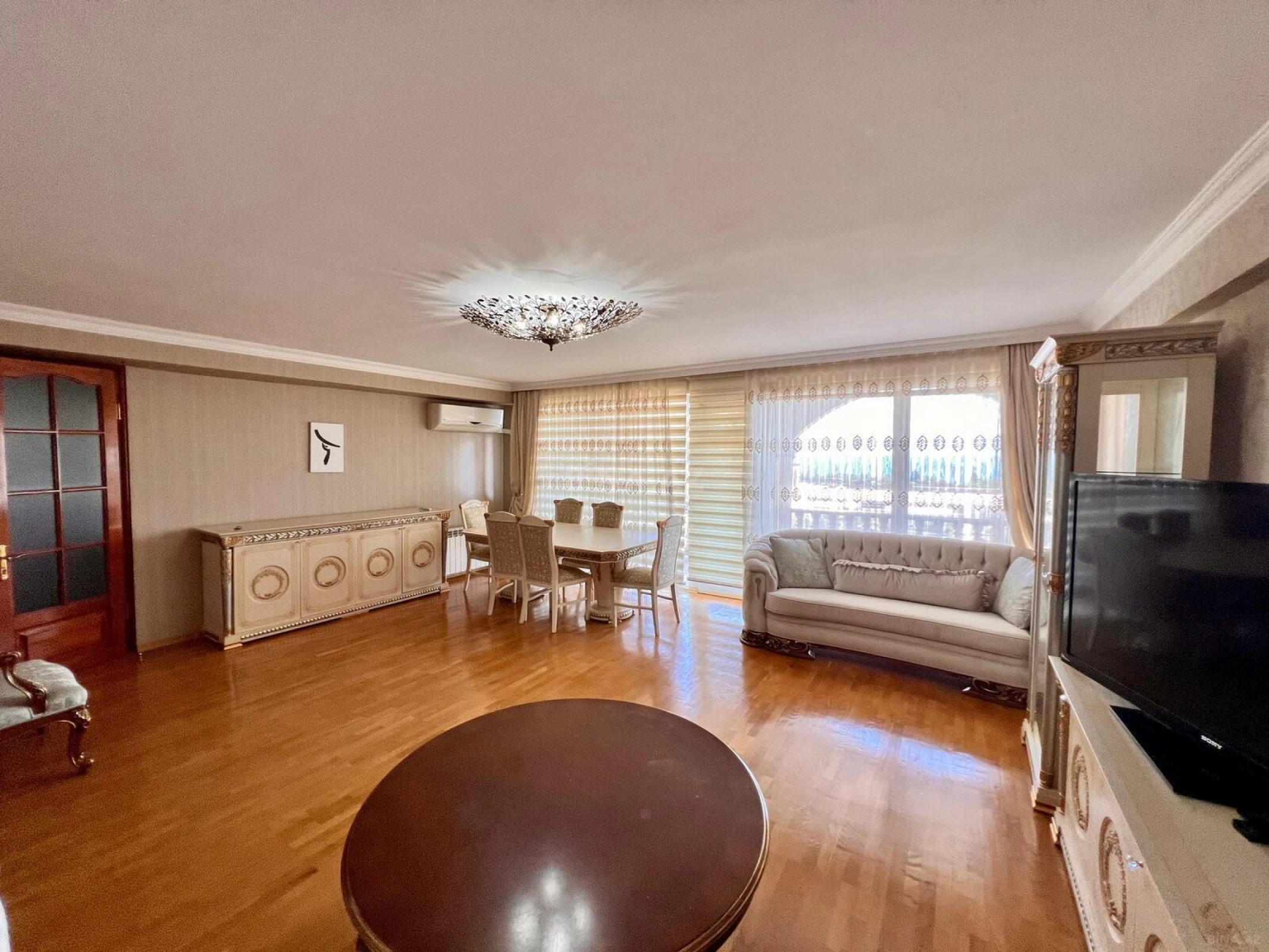 Kirayə verilir 3 otaqlı mənzil 110 m²