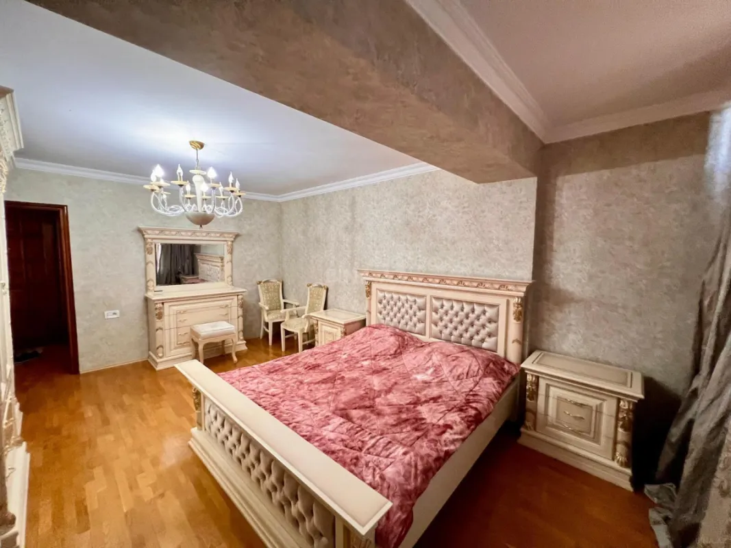 Kirayə verilir 3 otaqlı mənzil 110 m²