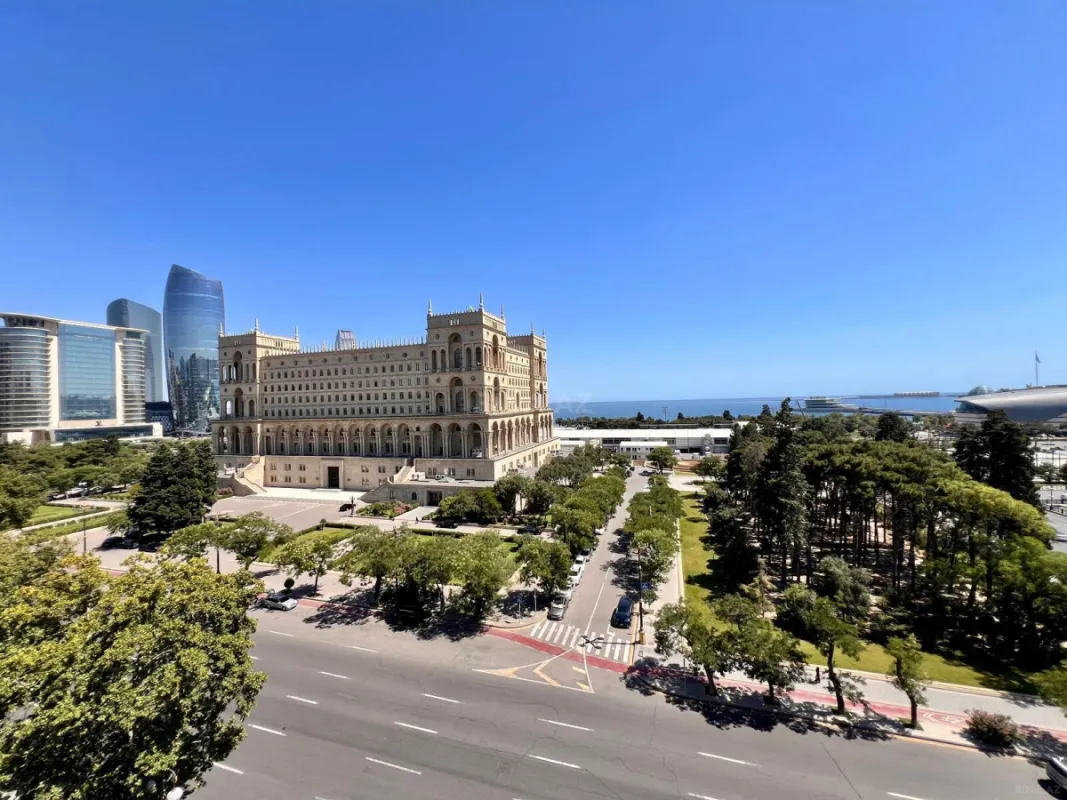 Kirayə verilir 3 otaqlı mənzil 110 m²