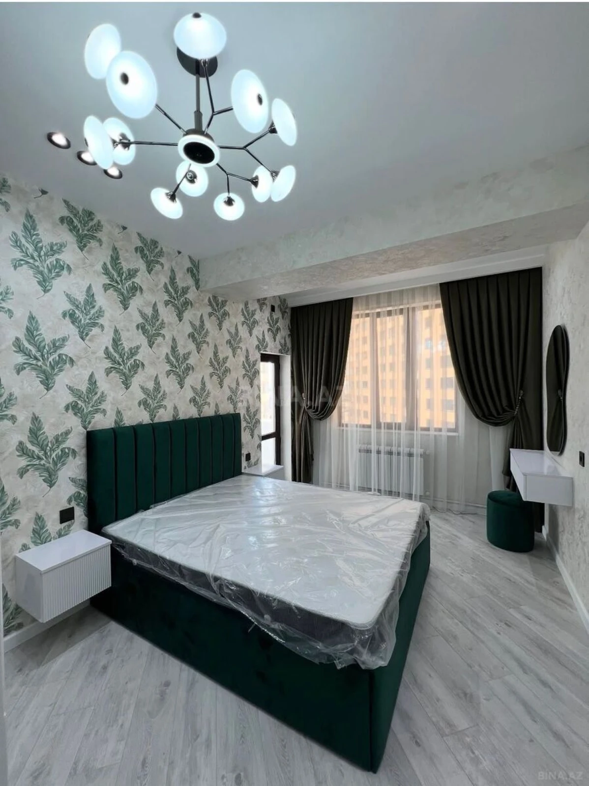 Satılır 3 otaqlı mənzil 107 m²