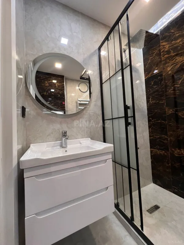 Kirayə verilir 2 otaqlı mənzil 65 m²