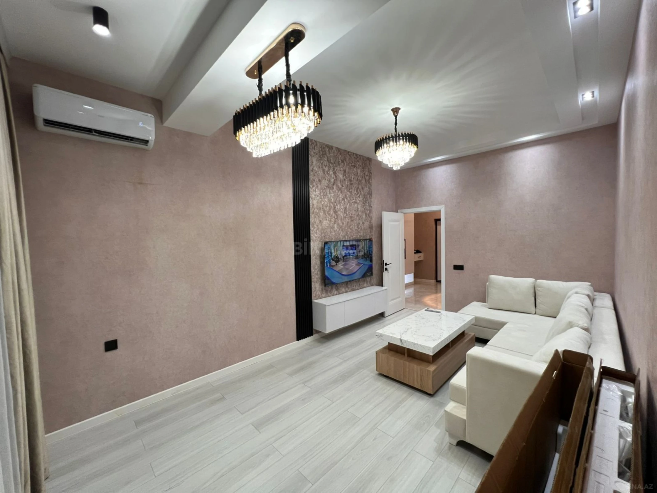 Kirayə verilir 2 otaqlı mənzil 65 m²