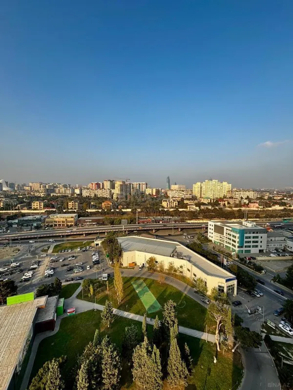 Satılır 2 otaqlı mənzil 75.7 m²