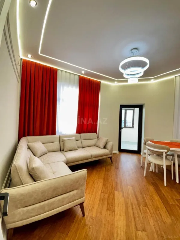 Satılır 2 otaqlı mənzil 75.7 m²