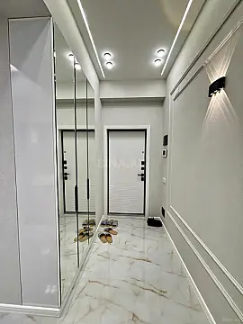 Satılır 2 otaqlı mənzil 75.7 m²