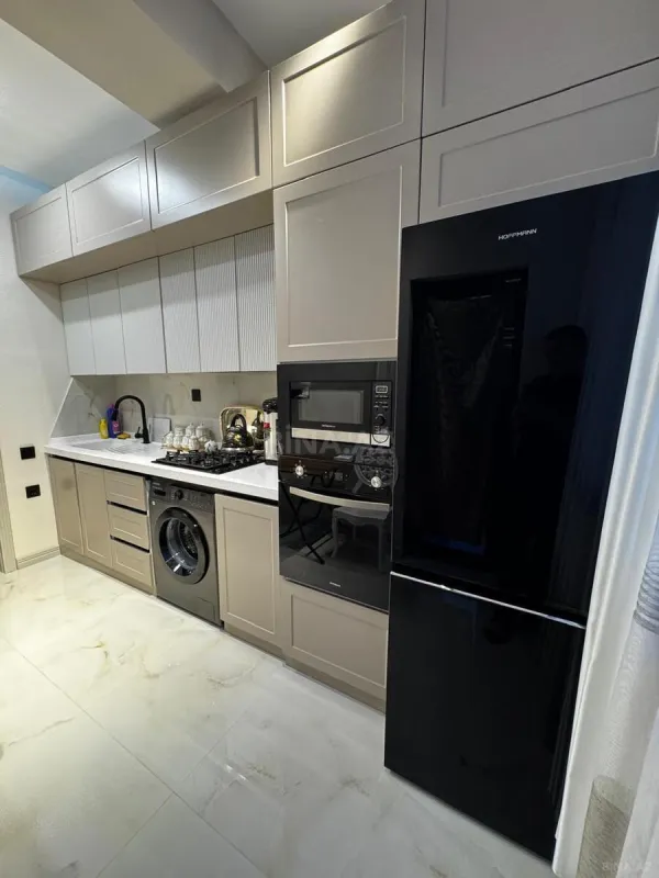 Satılır 3 otaqlı mənzil 92 m²