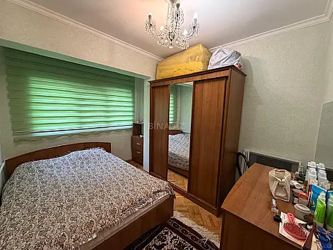 Satılır 2 otaqlı mənzil 70 m²