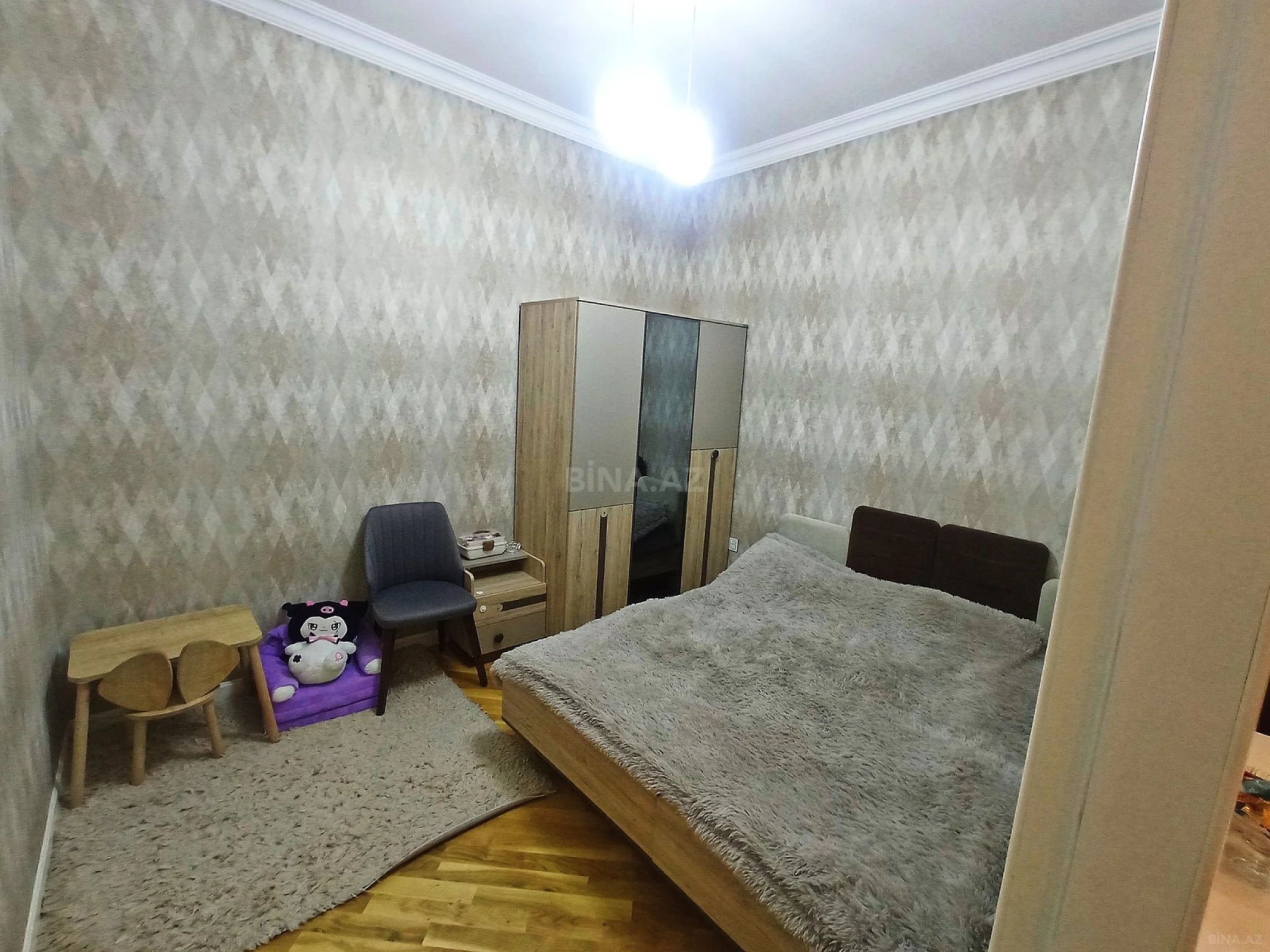 Satılır 3 otaqlı mənzil 77 m²