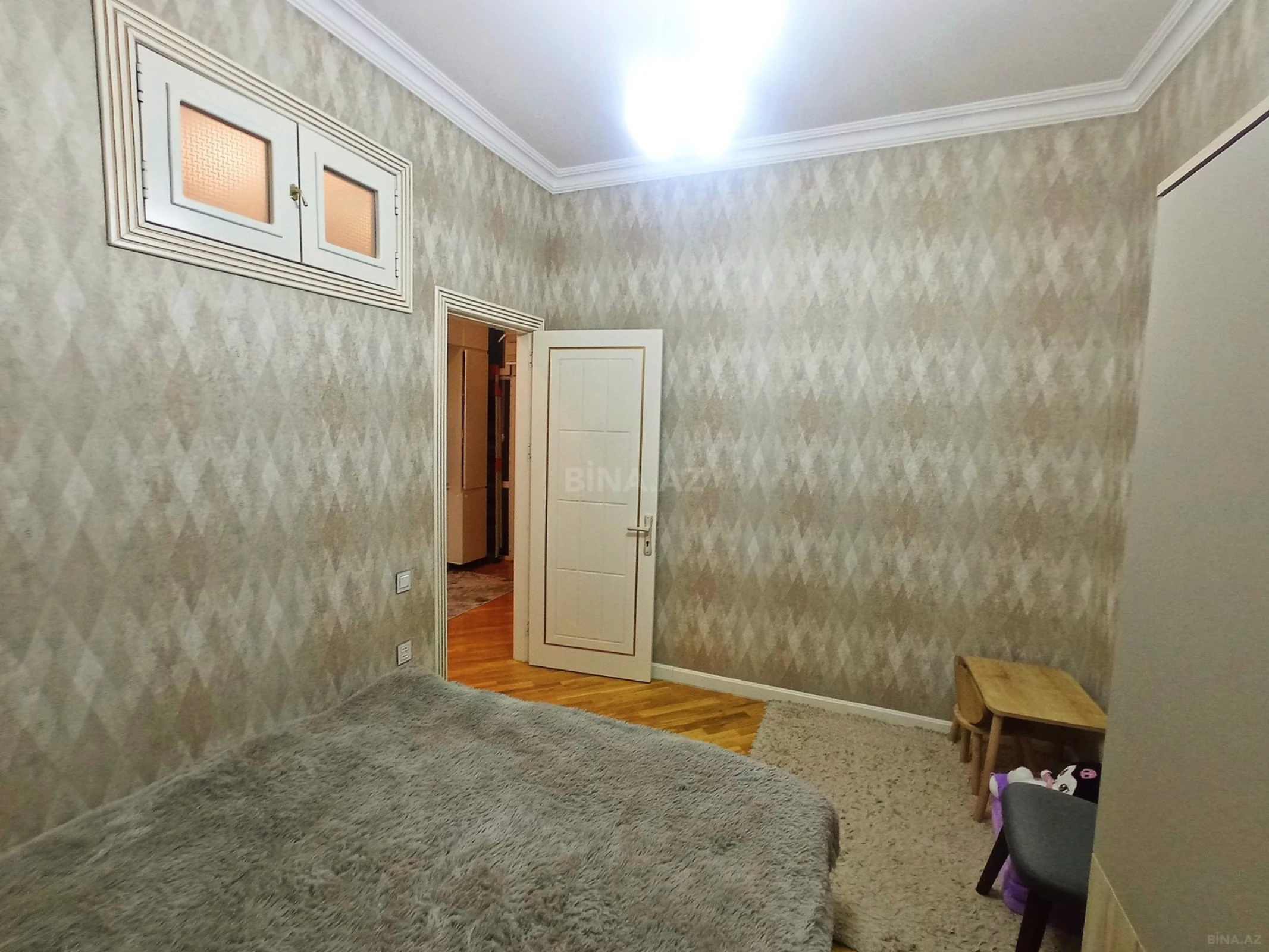 Satılır 3 otaqlı mənzil 77 m²