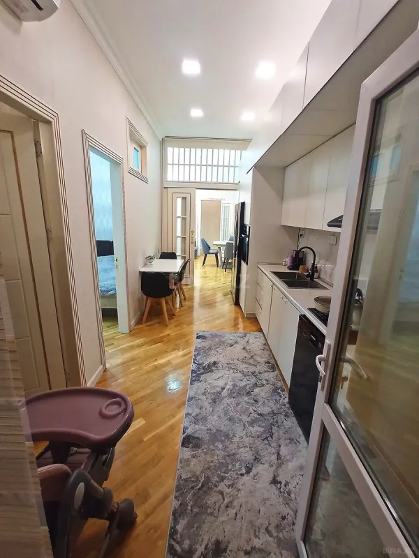 Satılır 3 otaqlı mənzil 77 m²