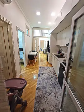 Satılır 3 otaqlı mənzil 77 m²