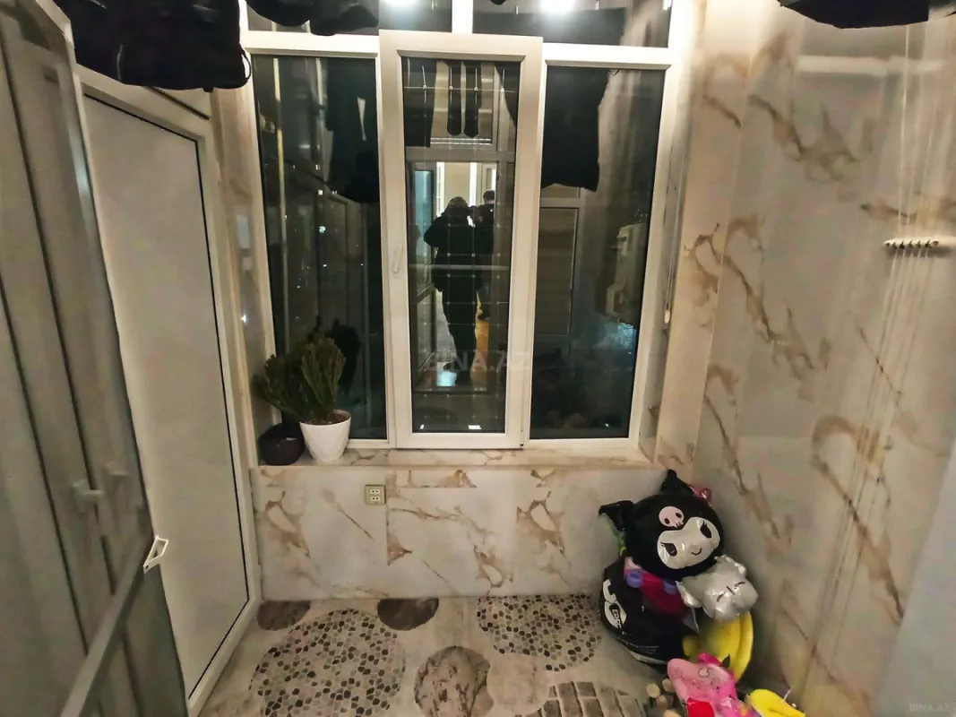 Satılır 3 otaqlı mənzil 77 m²