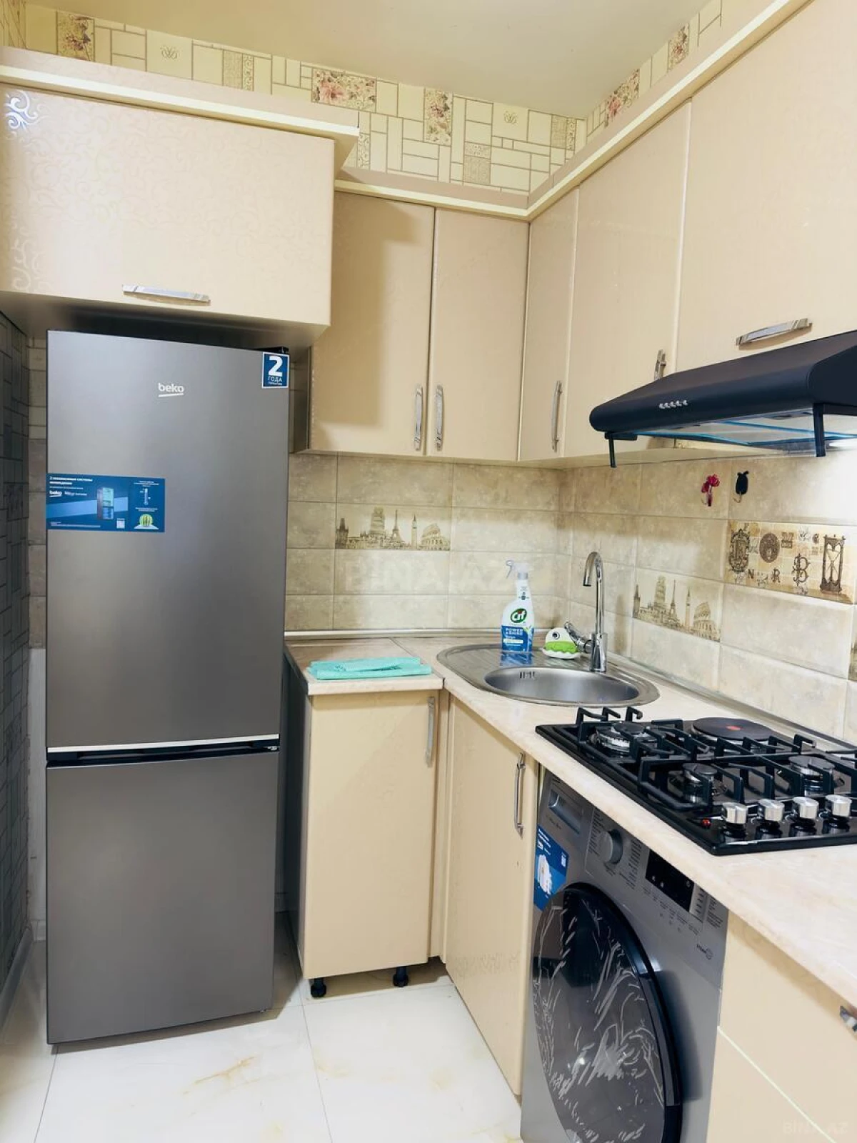 Kirayə verilir 3 otaqlı mənzil 110 m²