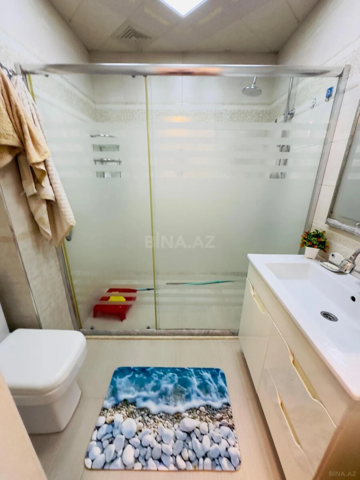 Kirayə verilir 3 otaqlı mənzil 110 m²